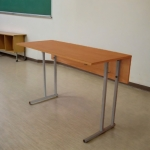 Парта двухместная с двойными стойками